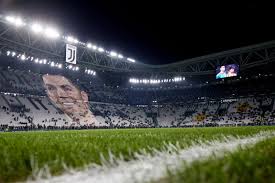 Un Ronaldo holographique dans les tribunes du Juventus Stadium