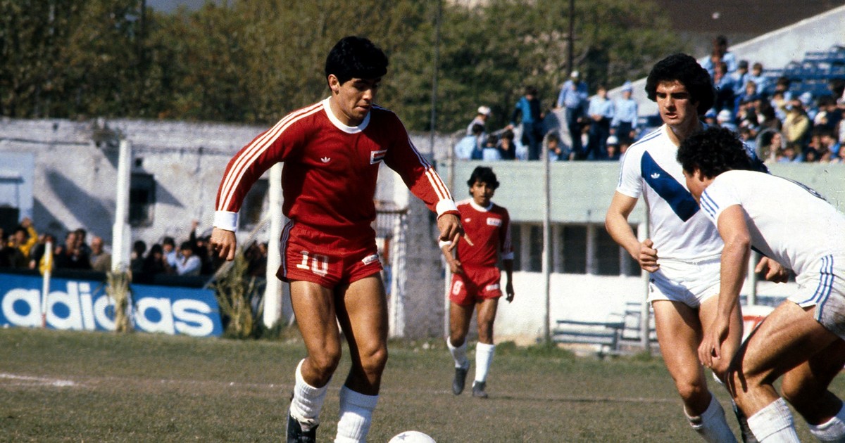 maradona-argentinos-junior