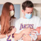 Pour le #KobyDay, les Lakers ont offert des cadeaux aux nouveaux-nés